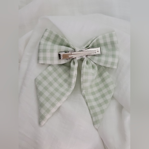 Embroidered letter S hair bow Fabric bow clip girls - Picture 2 of 4